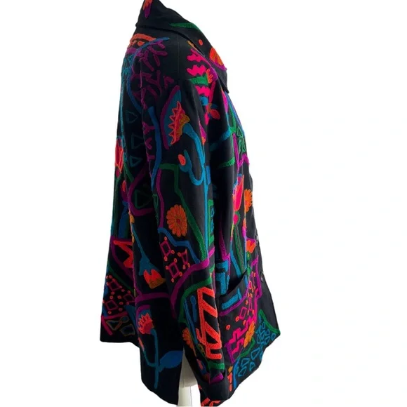 Vintage Boho Embroidered Coat Size Medium - Picture 4 of 9